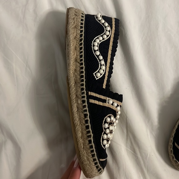 Fendi espadrilles great condition size 35 womens - Picture 4 of 5